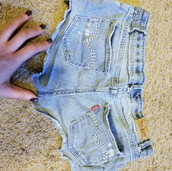 6 for $20 Girls shorts - Picture 2 of 4